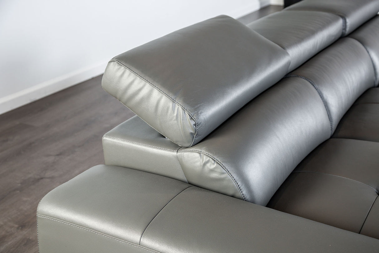 Vadso Dark Gray Sectional, Left Chaise from Furniture of America - Luna Furniture