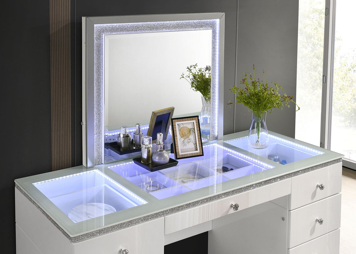 Stoholm White Vanity Set from Furniture of America - Luna Furniture