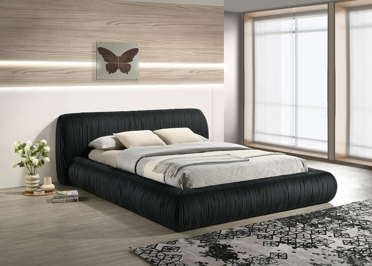 Palmdale Black Bed E.King from Furniture of America - Luna Furniture