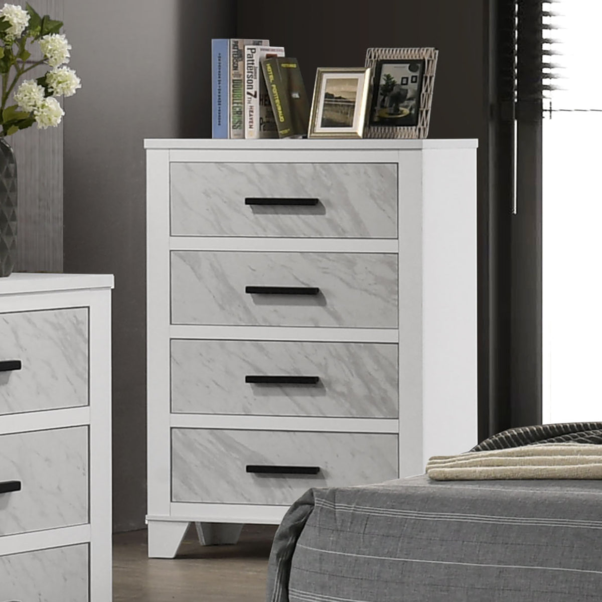 Darlene White Chest from Furniture of America - Luna Furniture