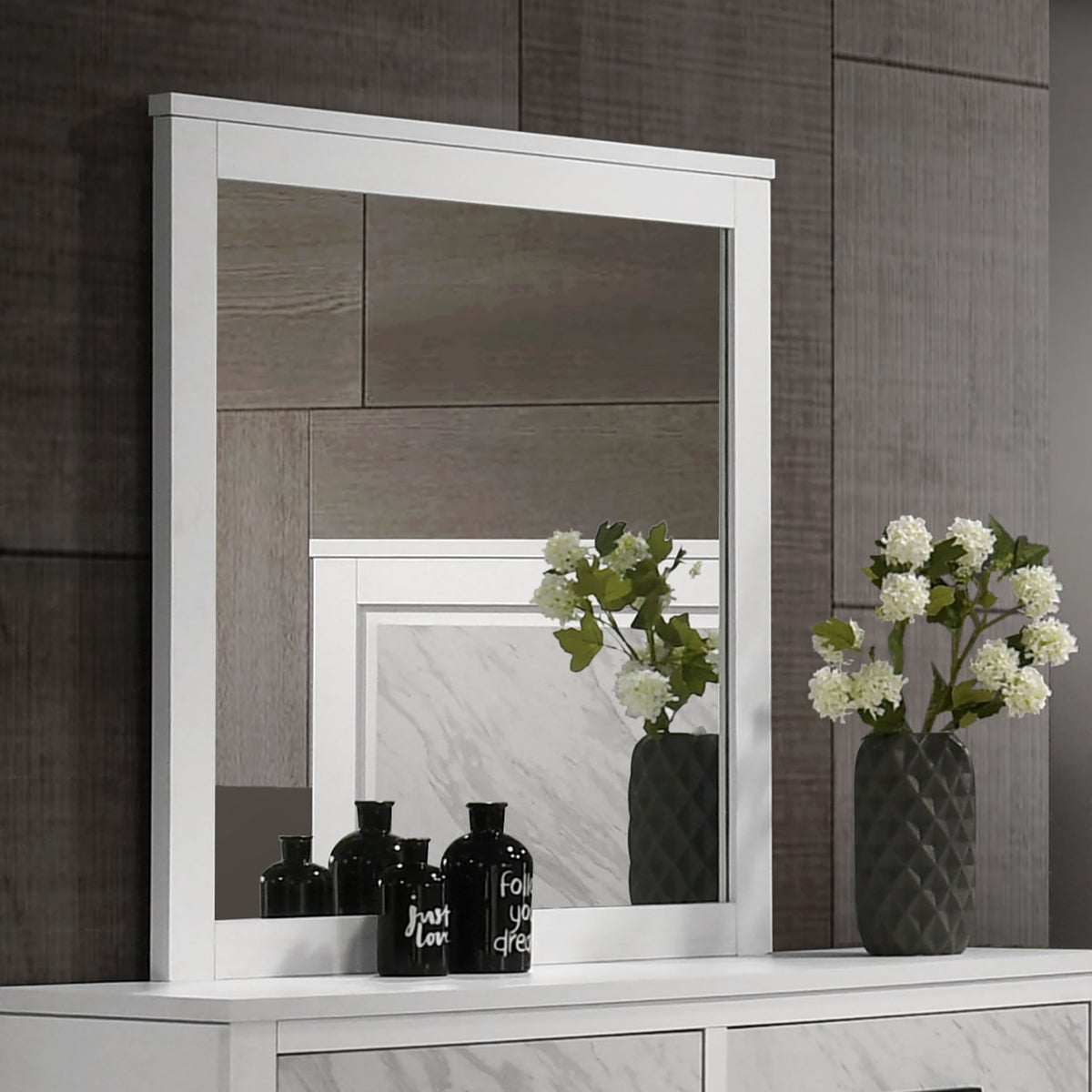 Darlene White Mirror from Furniture of America - Luna Furniture