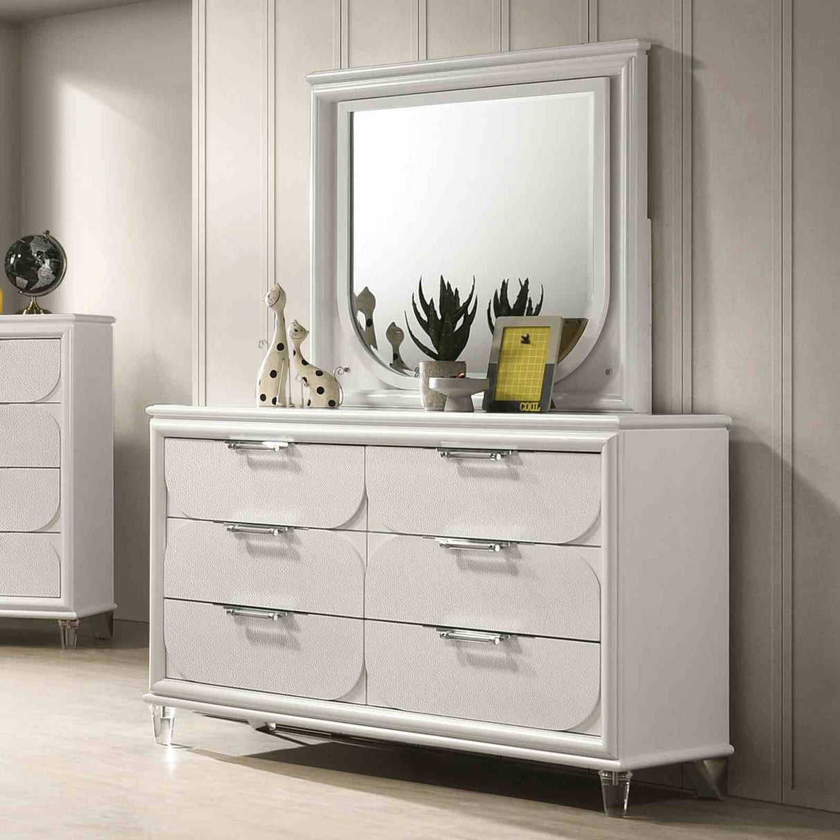 Lareina Pearl White Dresser from Furniture of America - Luna Furniture