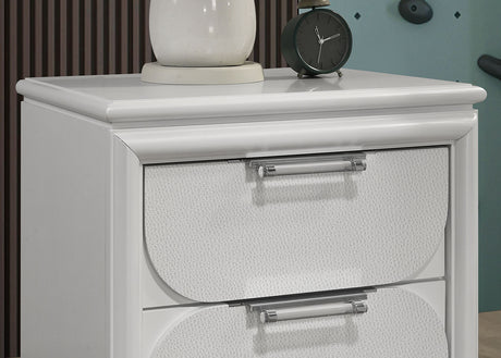 Lareina Pearl White Full Bed from Furniture of America - Luna Furniture