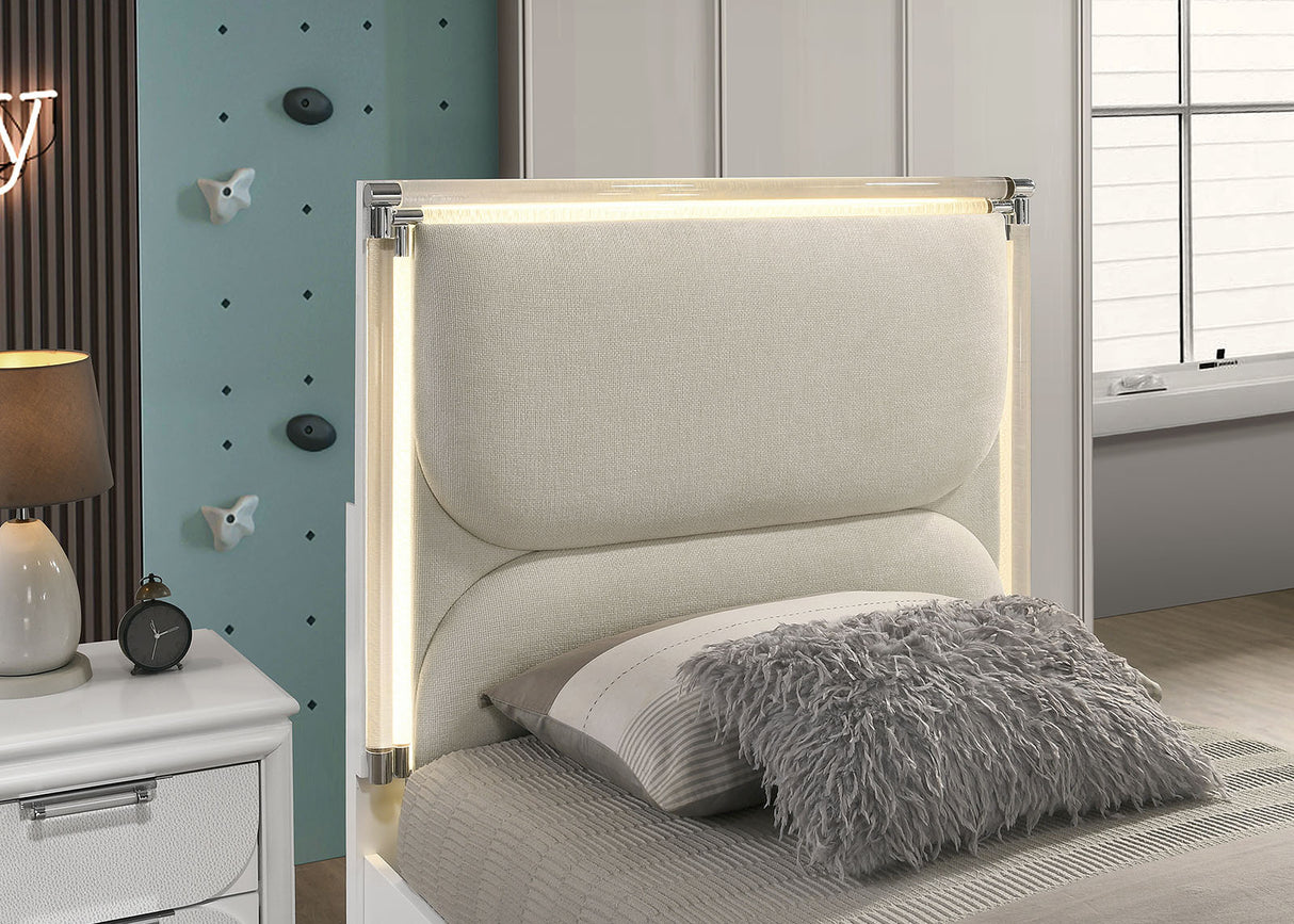 Lareina Pearl White Full Bed from Furniture of America - Luna Furniture