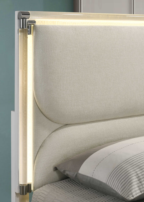 Lareina Pearl White Full Bed from Furniture of America - Luna Furniture