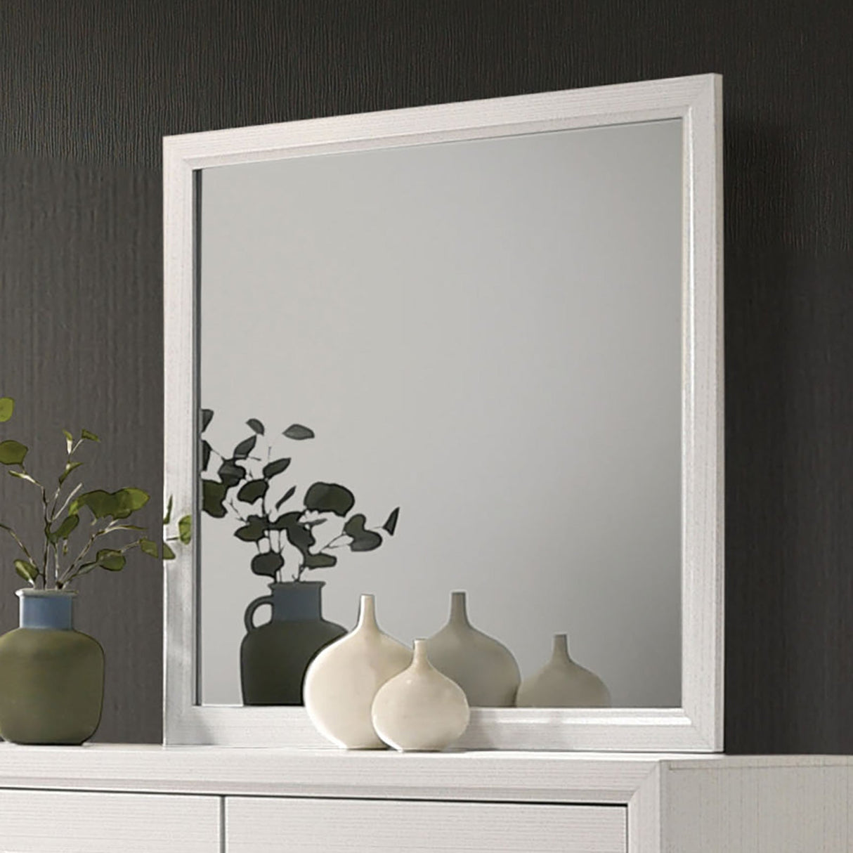 Errico White Mirror (Mirror Only) from Furniture of America - Luna Furniture