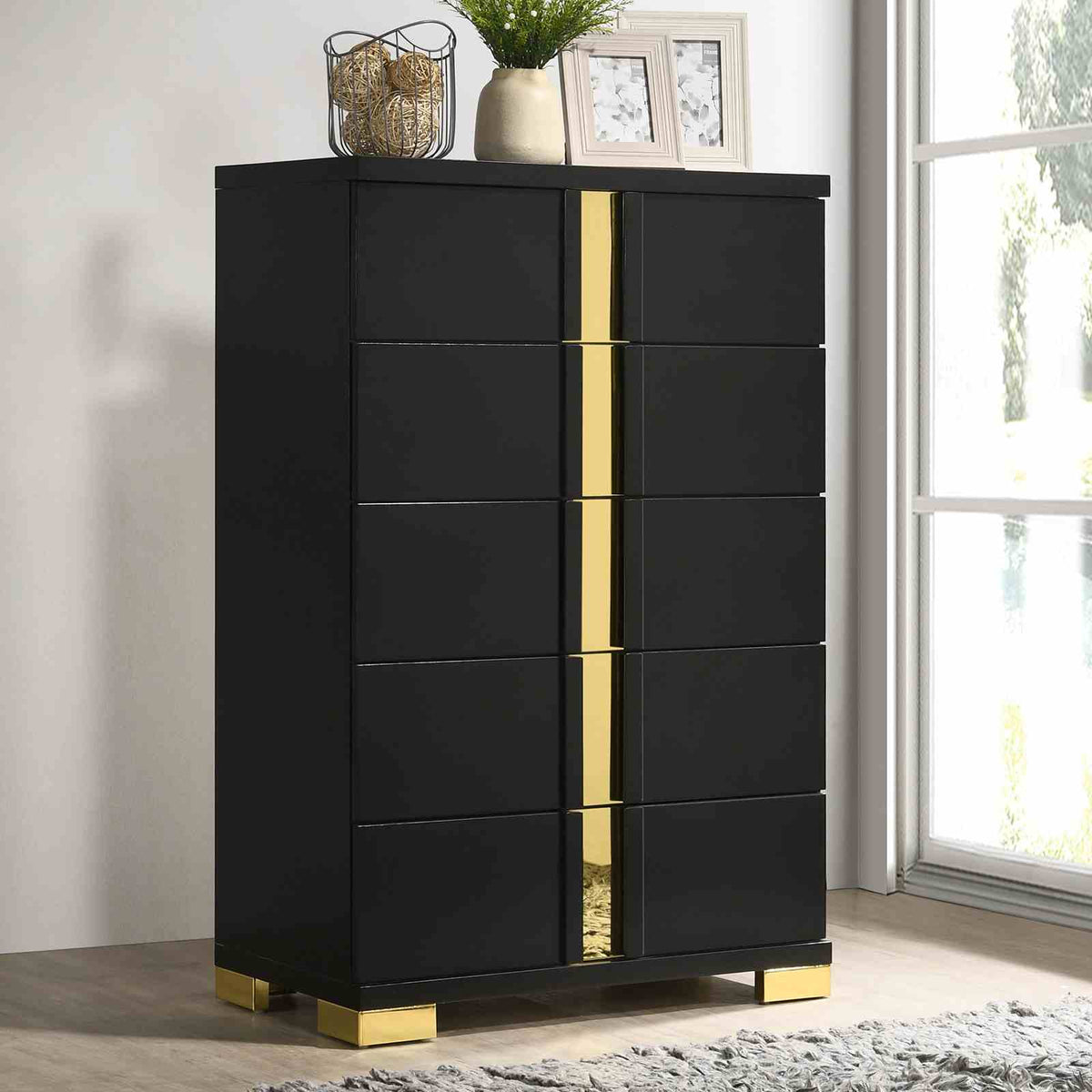 Lillestrom Black/Gold 5 Pc Queen Bedroom Set from Furniture of America - Luna Furniture