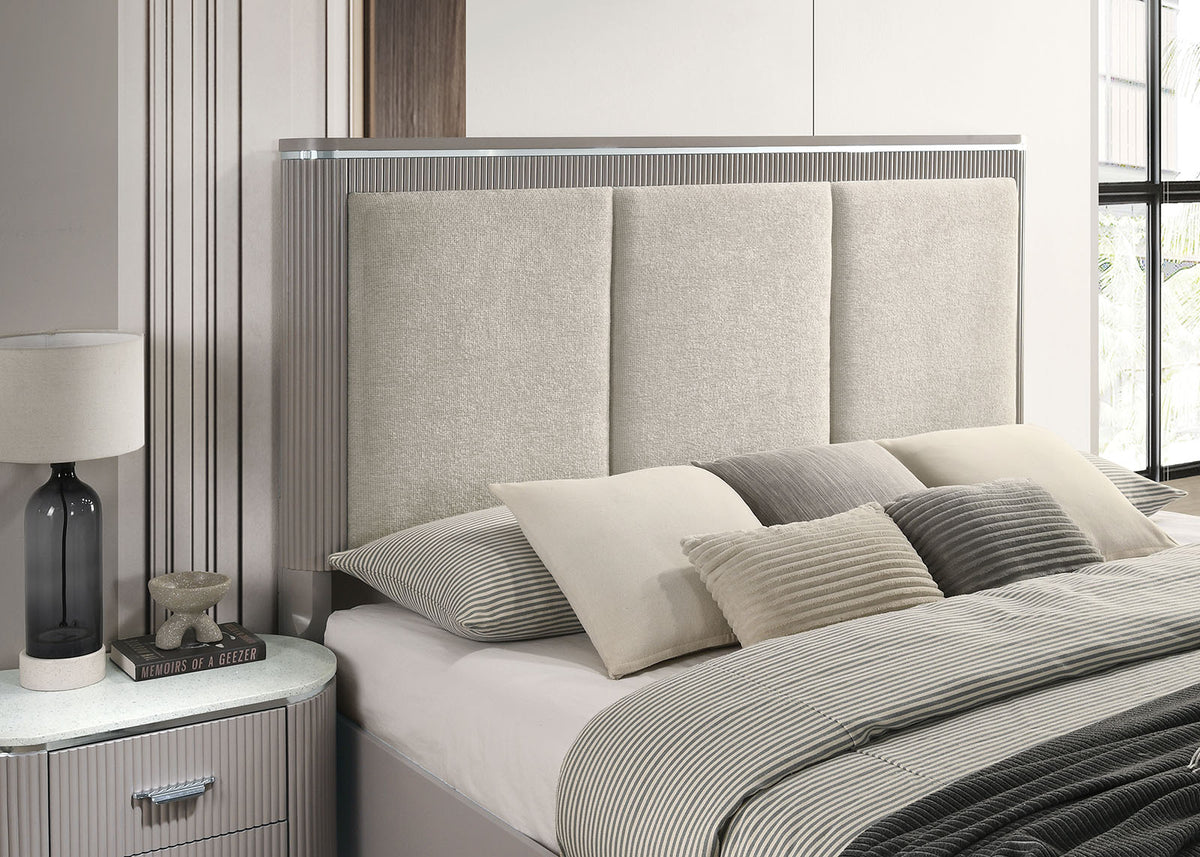 Aldridge Light Gray 5 Pc Queen Bedroom Set from Furniture of America - Luna Furniture