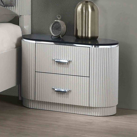 Aldgate Light Gray 5-Piece Queen Bedroom Set from Furniture of America - Luna Furniture