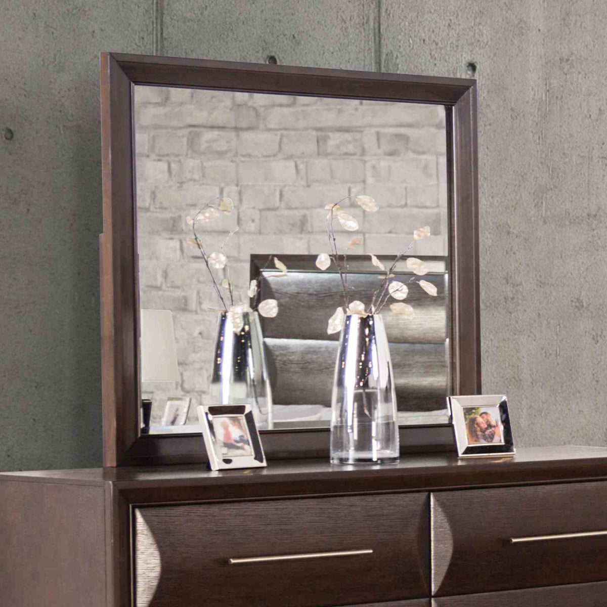 Hinwitz Espresso 5 Pc Queen Bedroom Set from Furniture of America - Luna Furniture