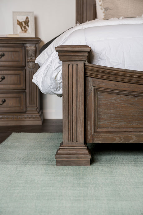 Seven Oaks Weathered Oak Queen Bed from Furniture of America - Luna Furniture