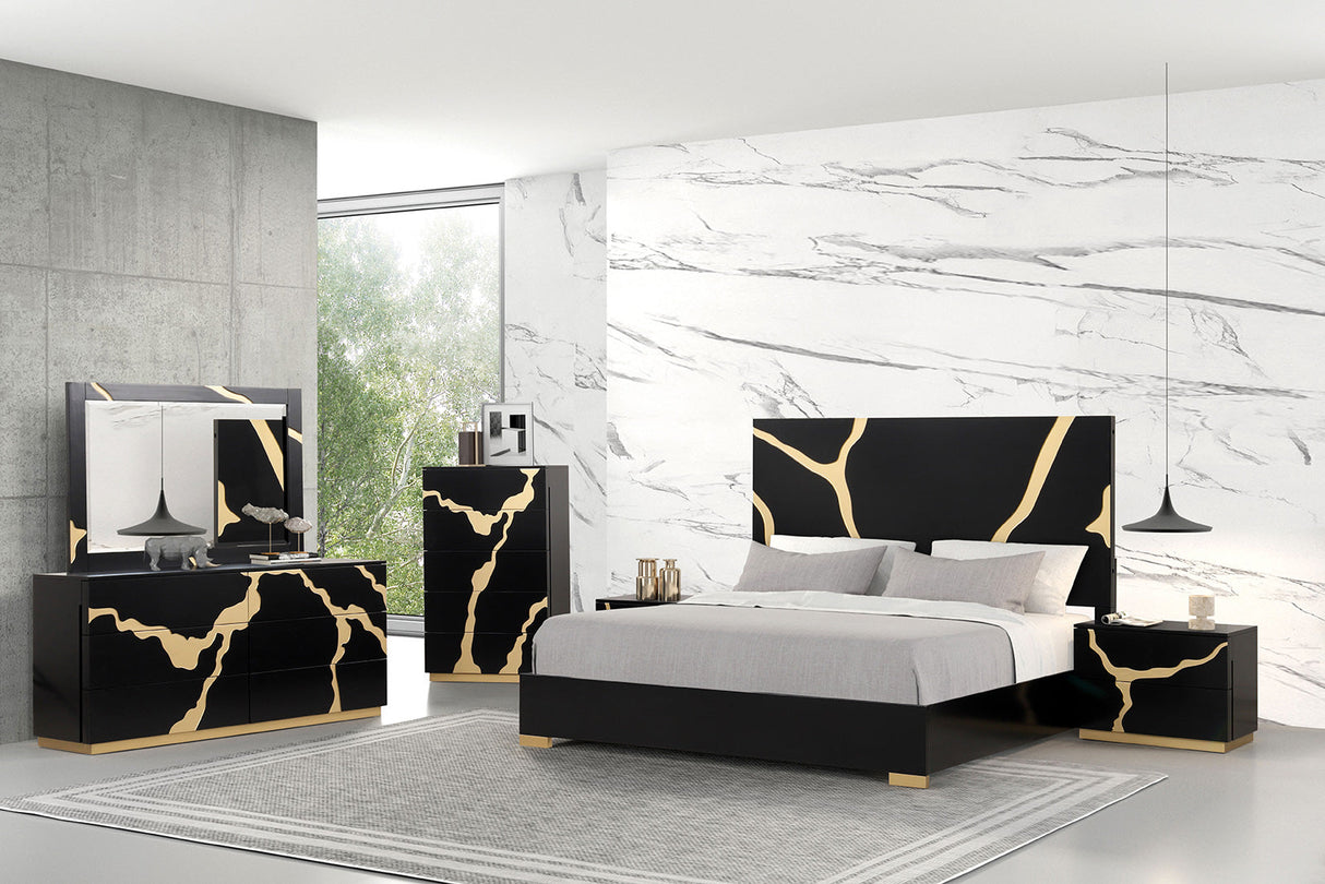 Goldsberg Black/Gold King Panel Bed from Furniture of America - Luna Furniture
