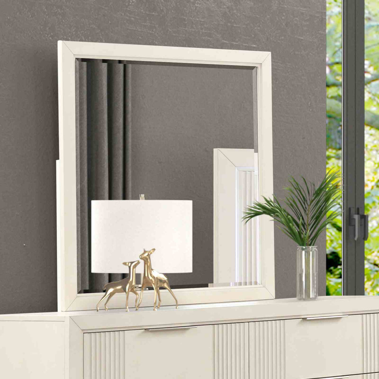 Isadore Antique White Mirror (Mirror Only) from Furniture of America - Luna Furniture