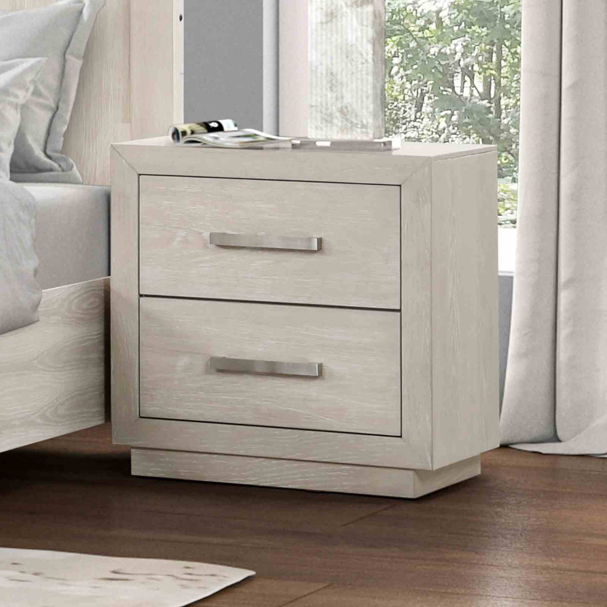 Wellingborough Light Gray 5 Pc Queen Bedroom Set from Furniture of America - Luna Furniture