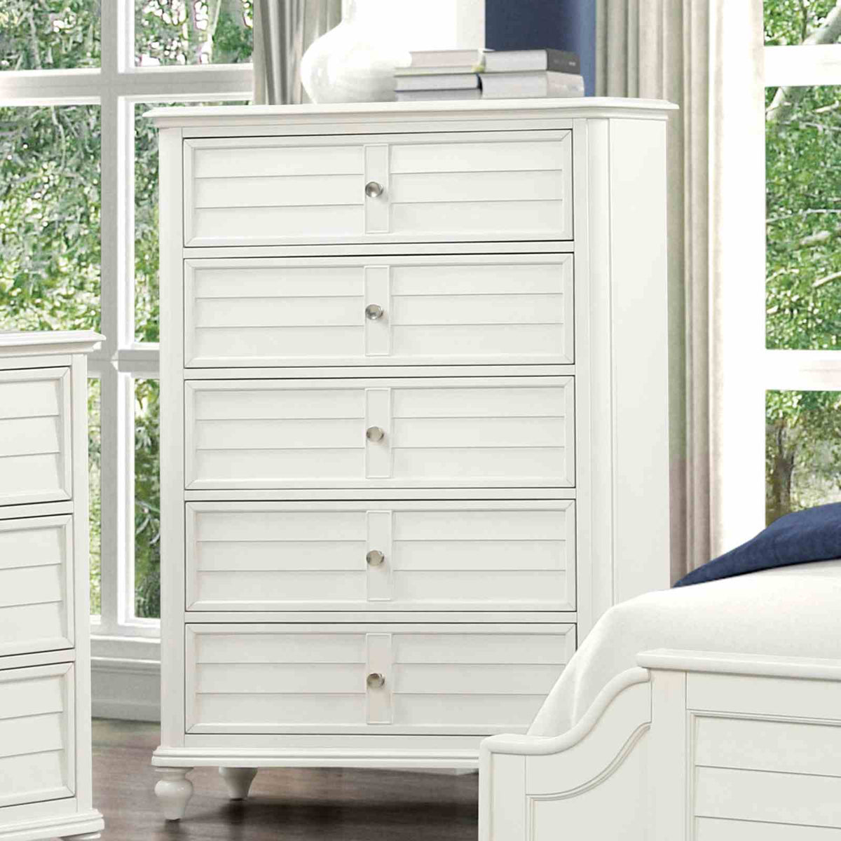Whitehaven Antique White 5 Pc Queen Bedroom Set from Furniture of America - Luna Furniture