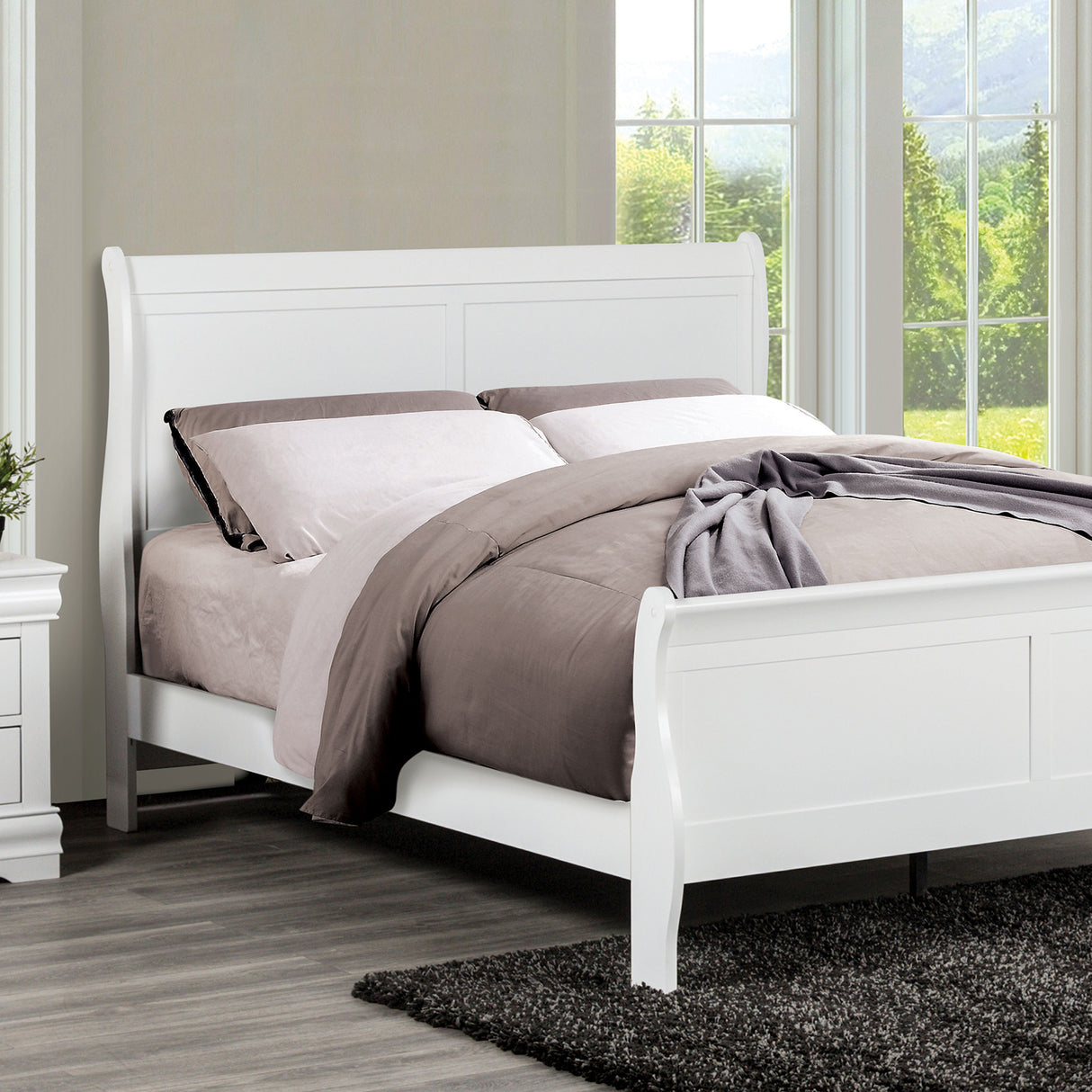 Louis Philippe White Full Bed from Furniture of America - Luna Furniture