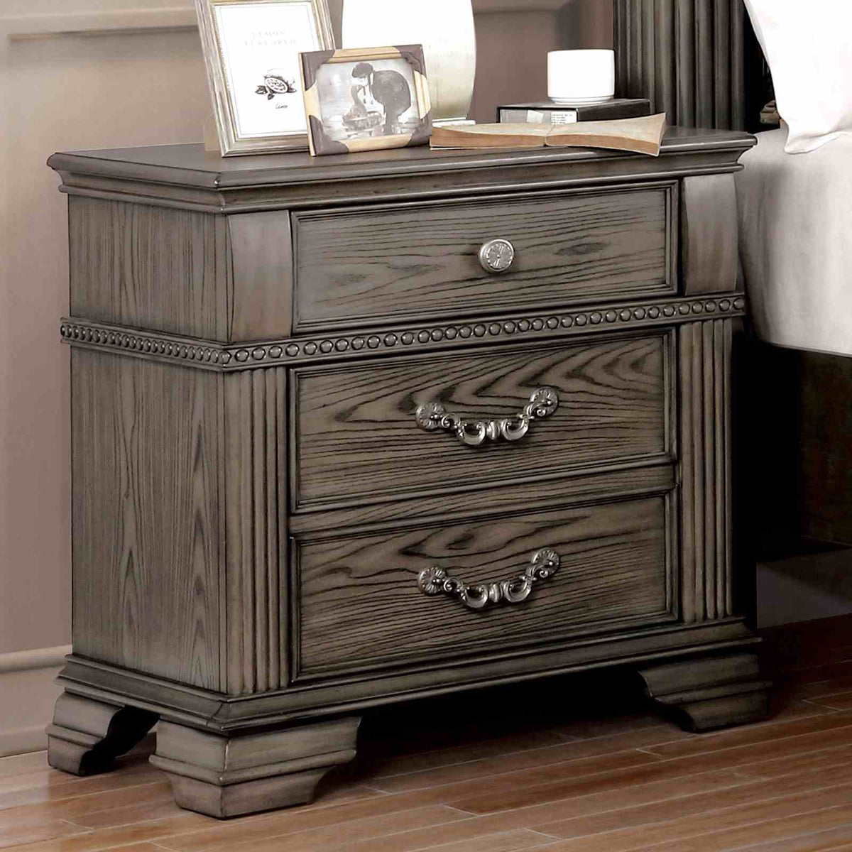 Pamphilos Gray 5-Piece Queen Bedroom Set from Furniture of America - Luna Furniture