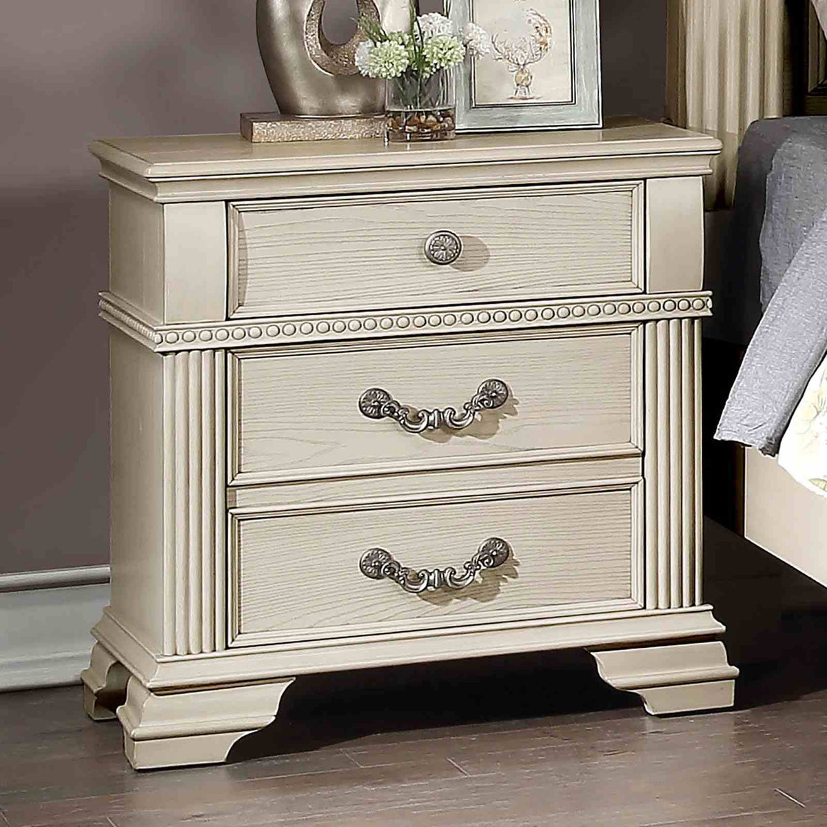 Pamphilos Antique White 5-Piece Queen Bedroom Set from Furniture of America - Luna Furniture