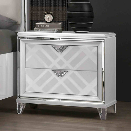 Emmeline White 5-Piece Queen Bedroom Set from Furniture of America - Luna Furniture