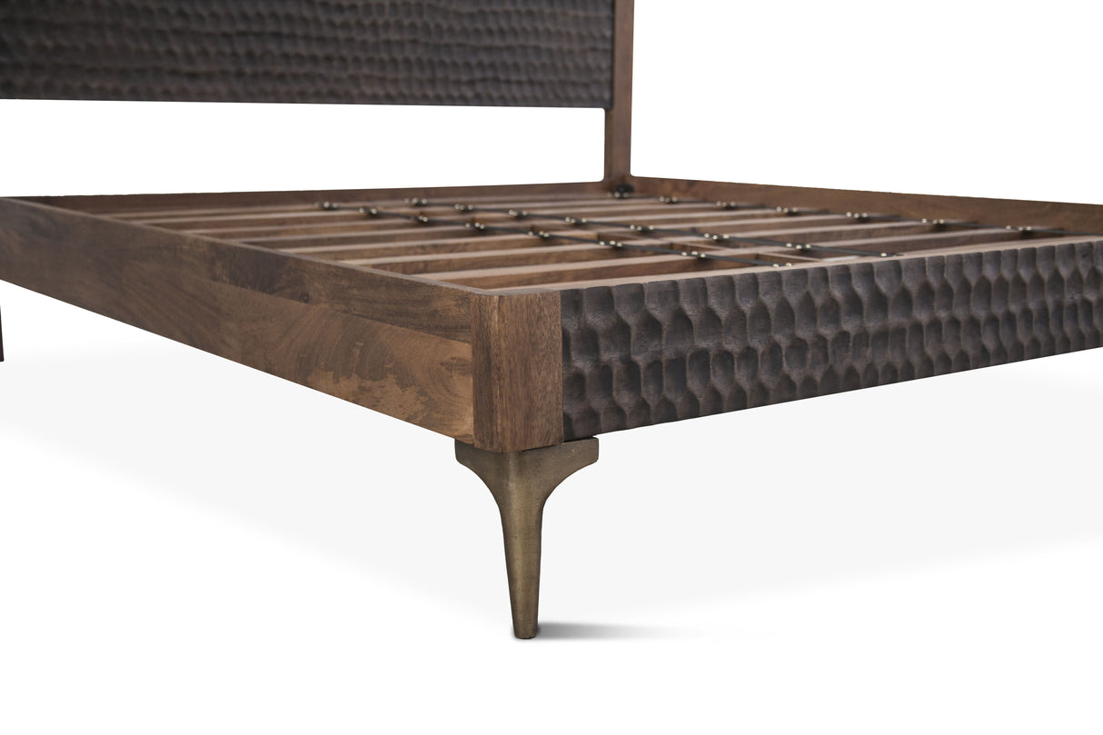 Santa Cruz King Bed in Two Tone from Home Trends & Design - Luna Furniture