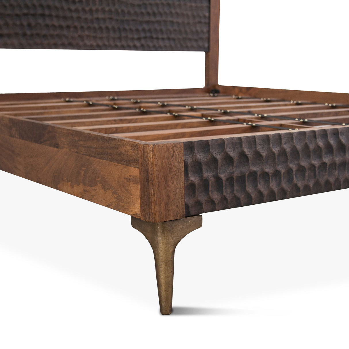 Santa Cruz Queen Bed in Two Tone from Home Trends & Design - Luna Furniture