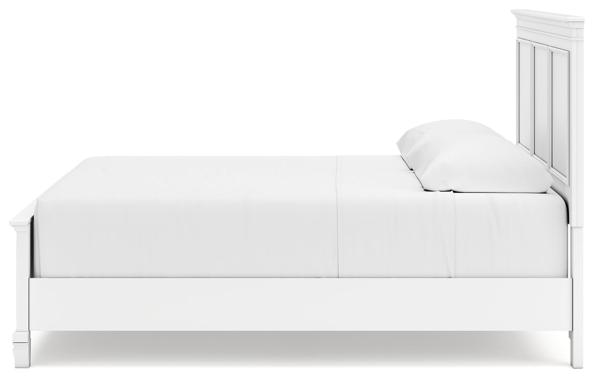 Fortman White King Panel Bed, Dresser and 2 Nightstands from Ashley - Luna Furniture