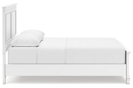 Fortman White Queen Panel Bed from Ashley - Luna Furniture