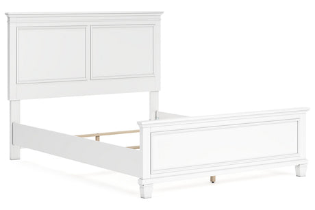 Fortman White Queen Panel Bed from Ashley - Luna Furniture