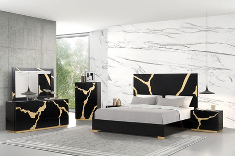 Goldsberg Black/Gold King Panel Bed from Furniture of America - Luna Furniture