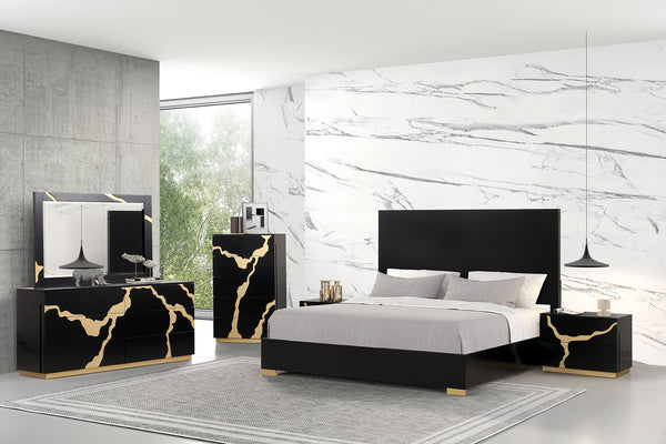 Goldsberg Black King Panel Bed