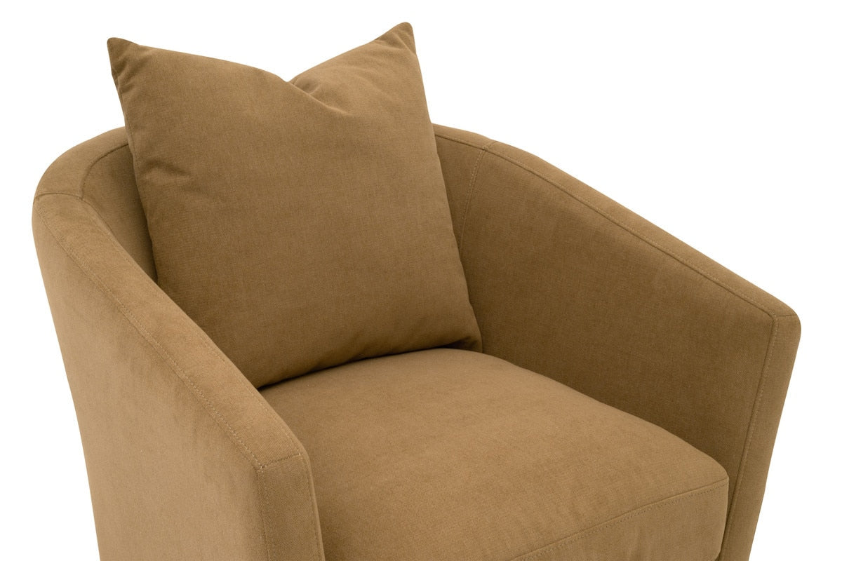 Gordon Club Chair from Essentials For Living - Luna Furniture