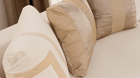 HD-2131 Gold Metallic Loveseat from Homey Design - Luna Furniture