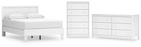 Hallityn Full Panel Platform Bed with Dresser and Chest in White from Ashley - Luna Furniture