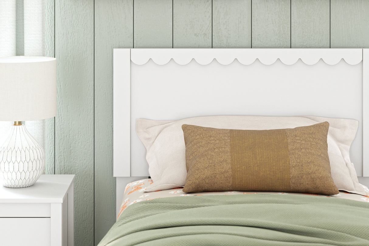 Hallityn Twin Panel Headboard with Dresser, Chest and 2 Nightstands in White from Ashley - Luna Furniture