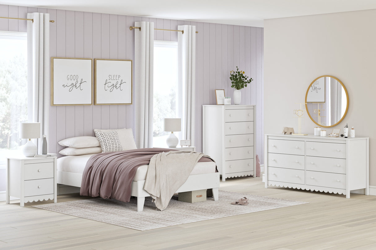 Hallityn White Youth Platform Base Bedroom Set from Ashley - Luna Furniture