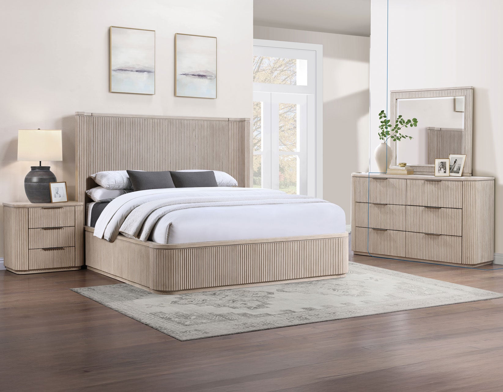 Steve Silver Henry Reeded King 4-Piece Bedroom Set, Tan Finish
