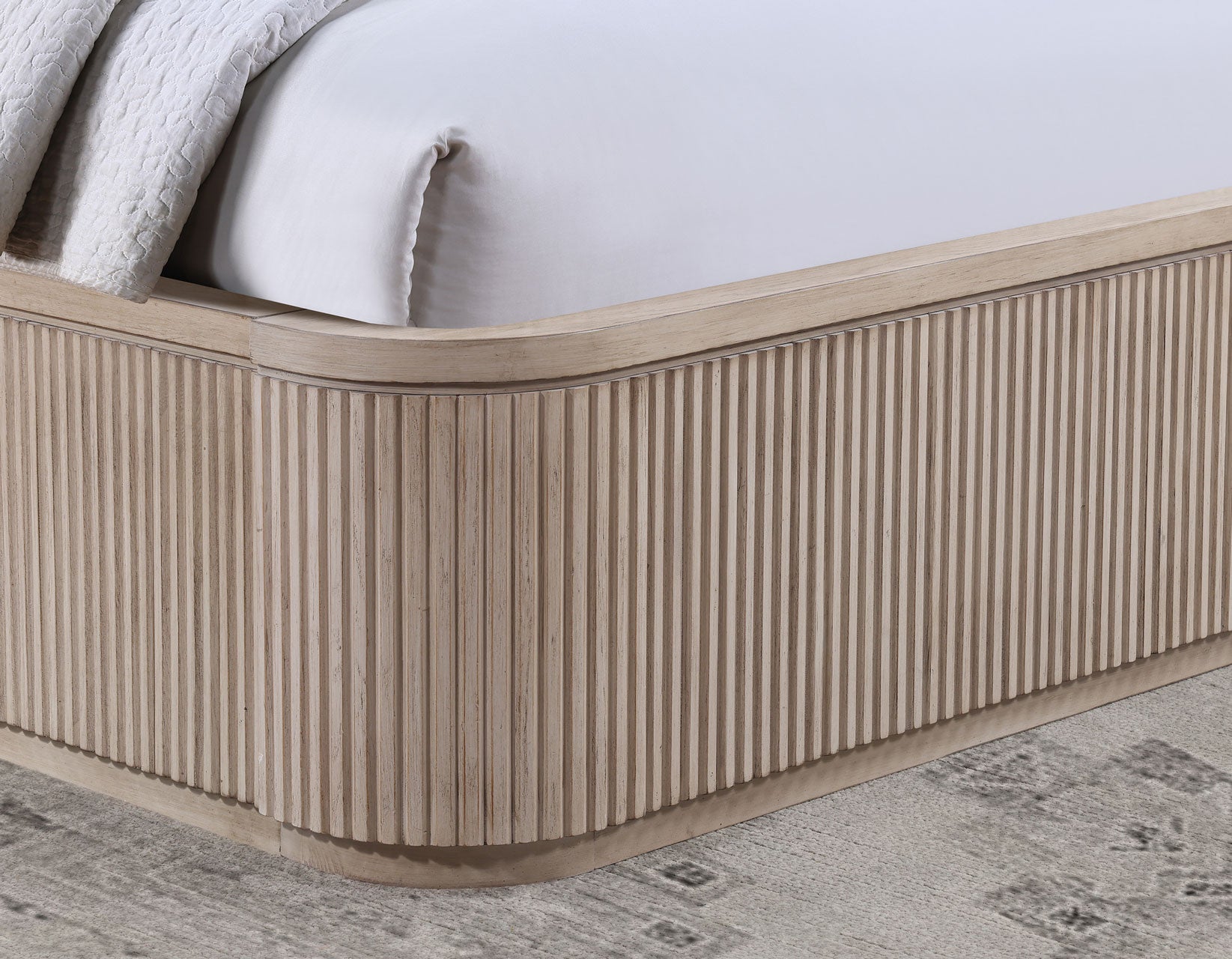 Henry Reeded Warm Tan Bedroom Set – Luna Furniture