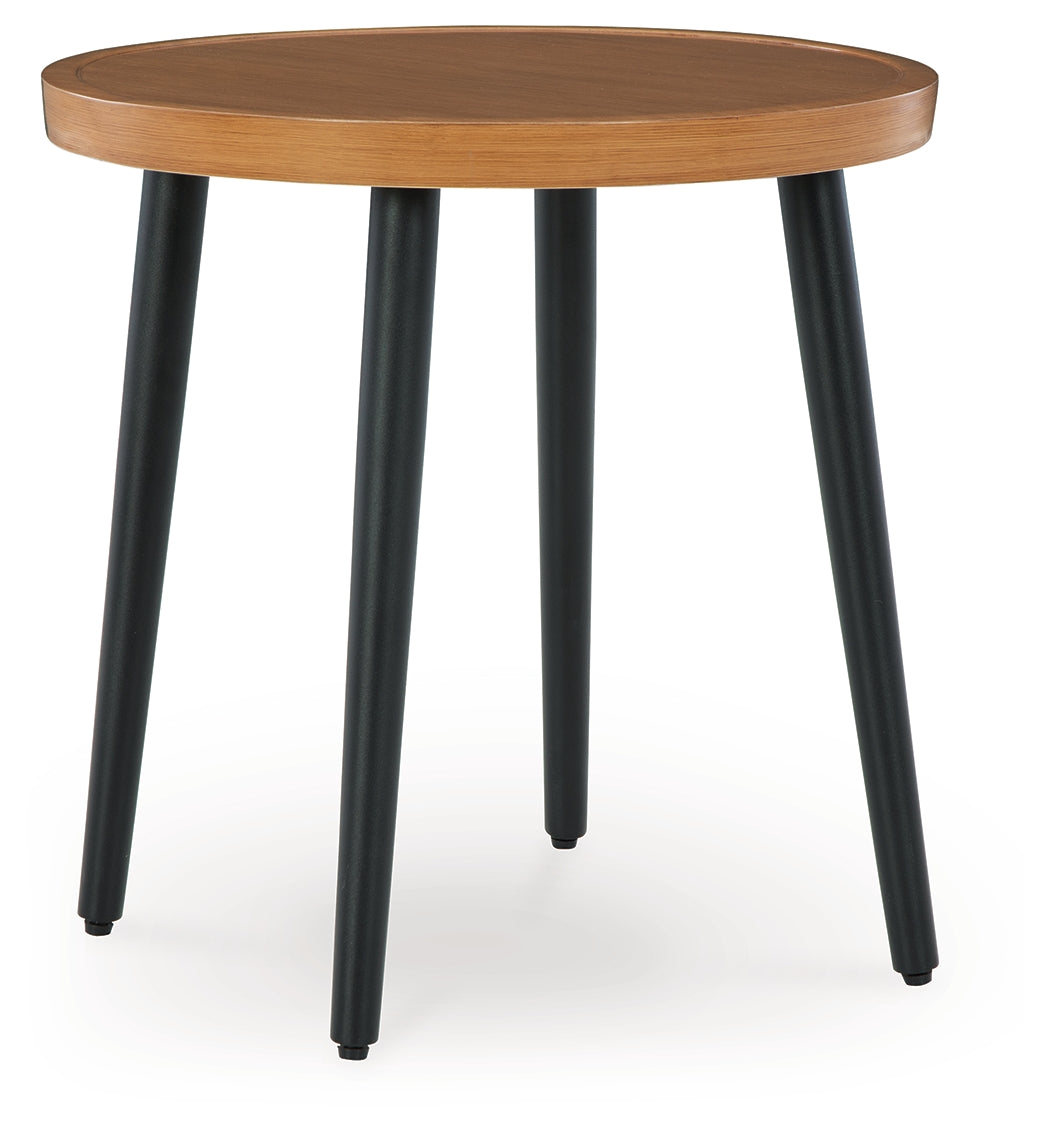 Horizon Hall Two-tone Brown Outdoor End Table from Ashley Furniture - Luna Furniture