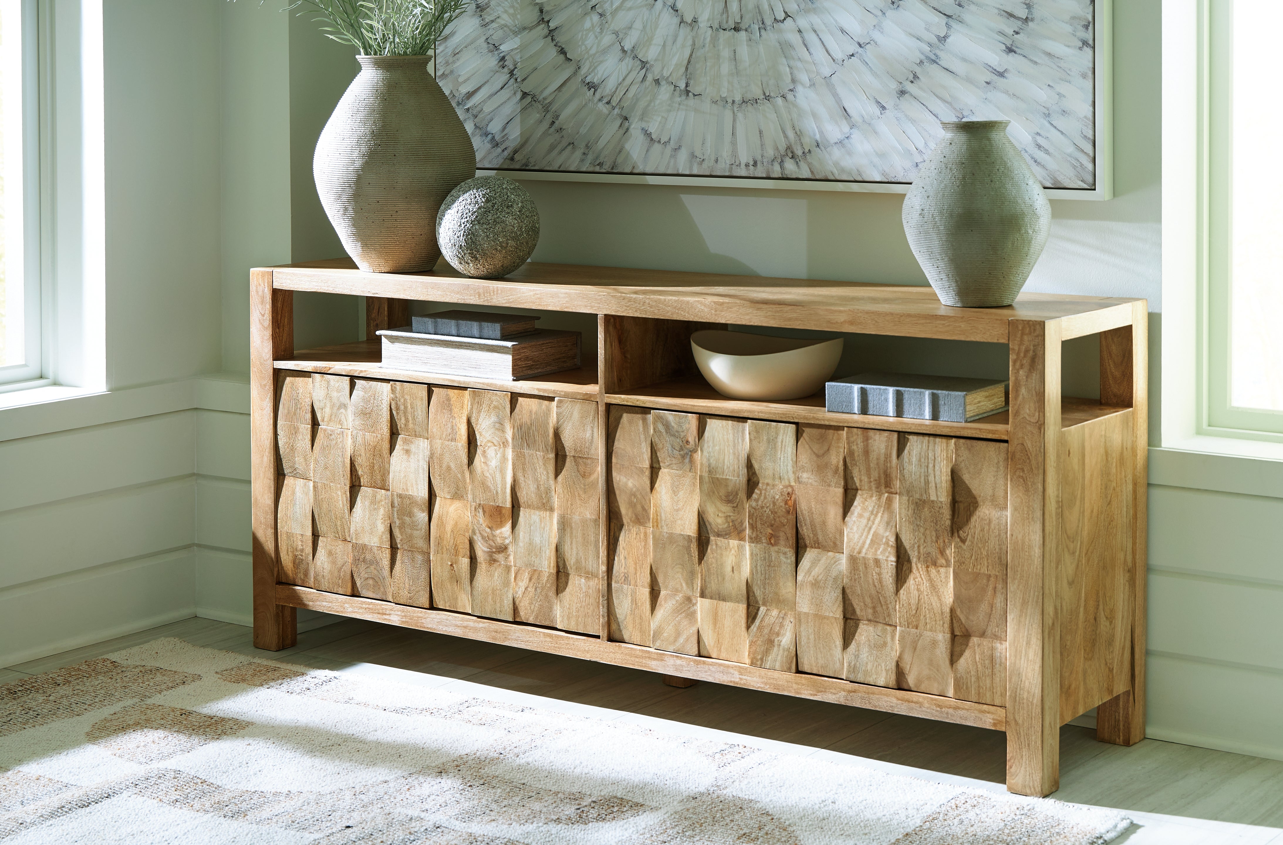 アフガナイト Hudwick Natural Brown Accent Cabinet – Luna Furniture