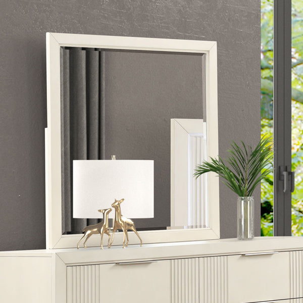 Isadore Antique White Mirror (Mirror Only)