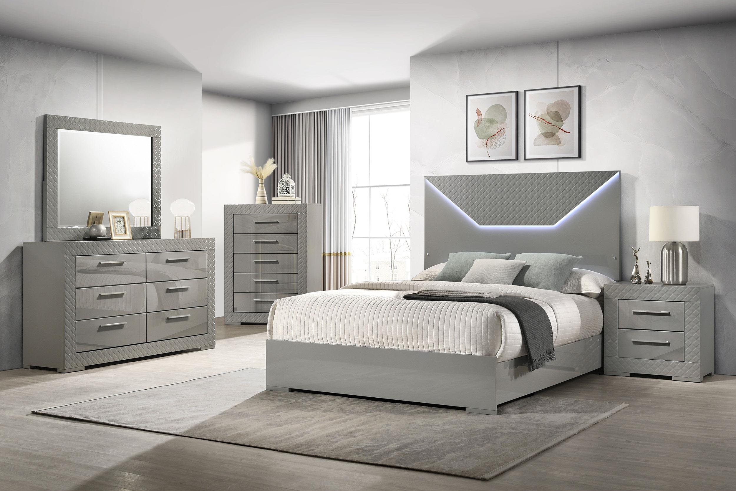 Ives Gray High Gloss 5-Piece Queen Bedroom Set – Luna Furniture