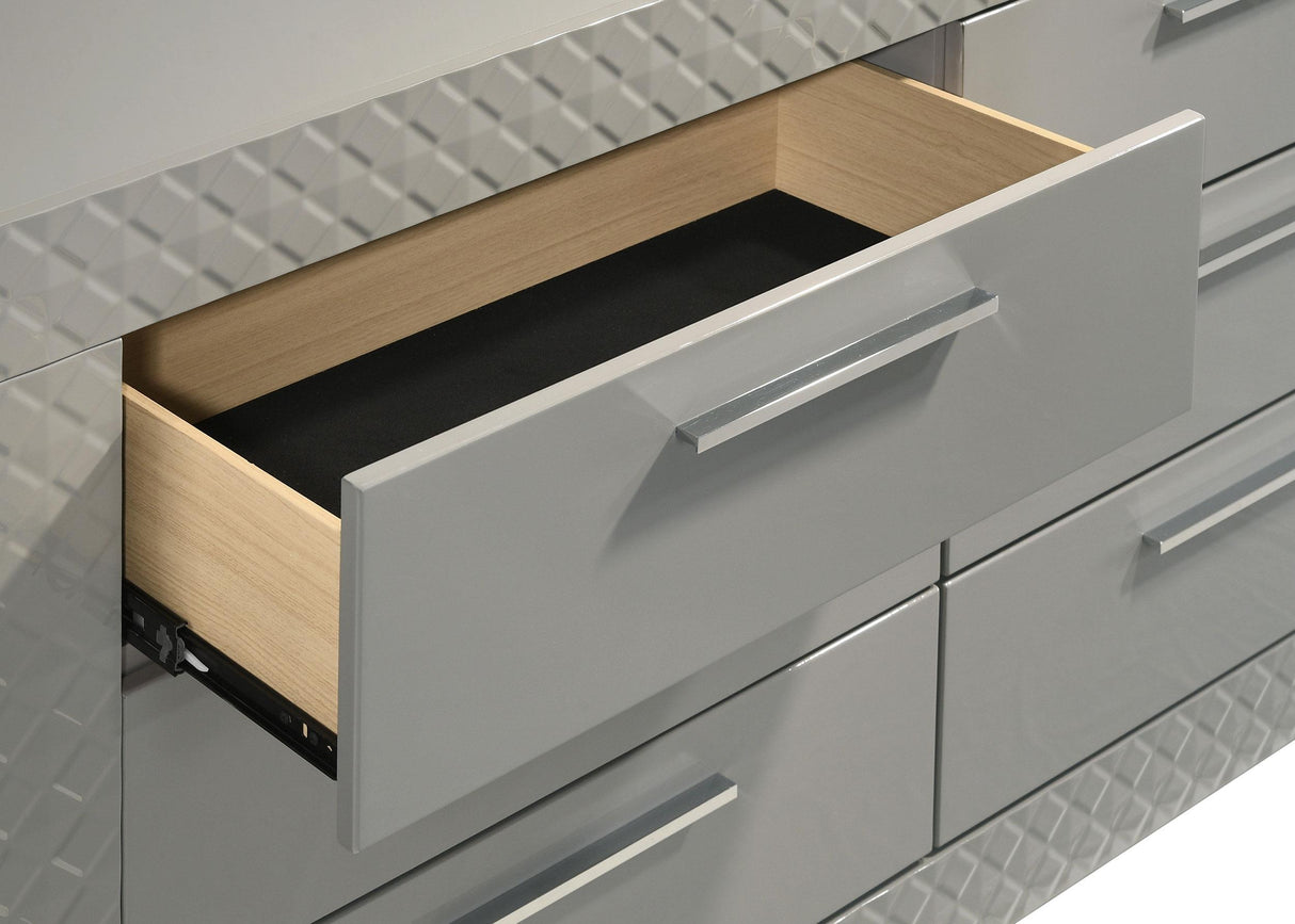 Ives Gray High Gloss 6-Drawer Dresser Luna Furniture Ives Gray High Gloss 6-Drawer Dresser Luna Furniture