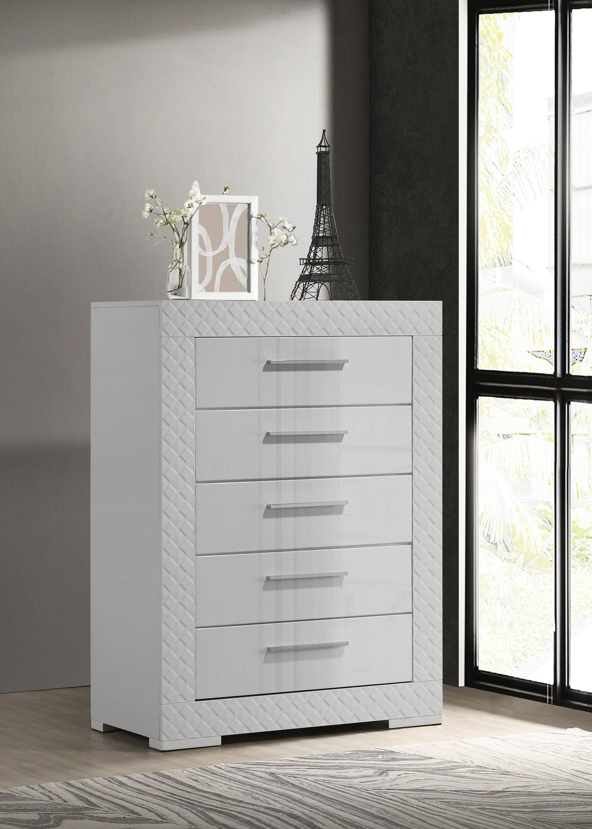 Ives White High Gloss 5-Drawer Bedroom Chest from Coaster - Luna Furniture