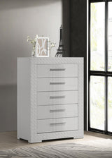 Ives White High Gloss 5-Drawer Bedroom Chest from Coaster - Luna Furniture