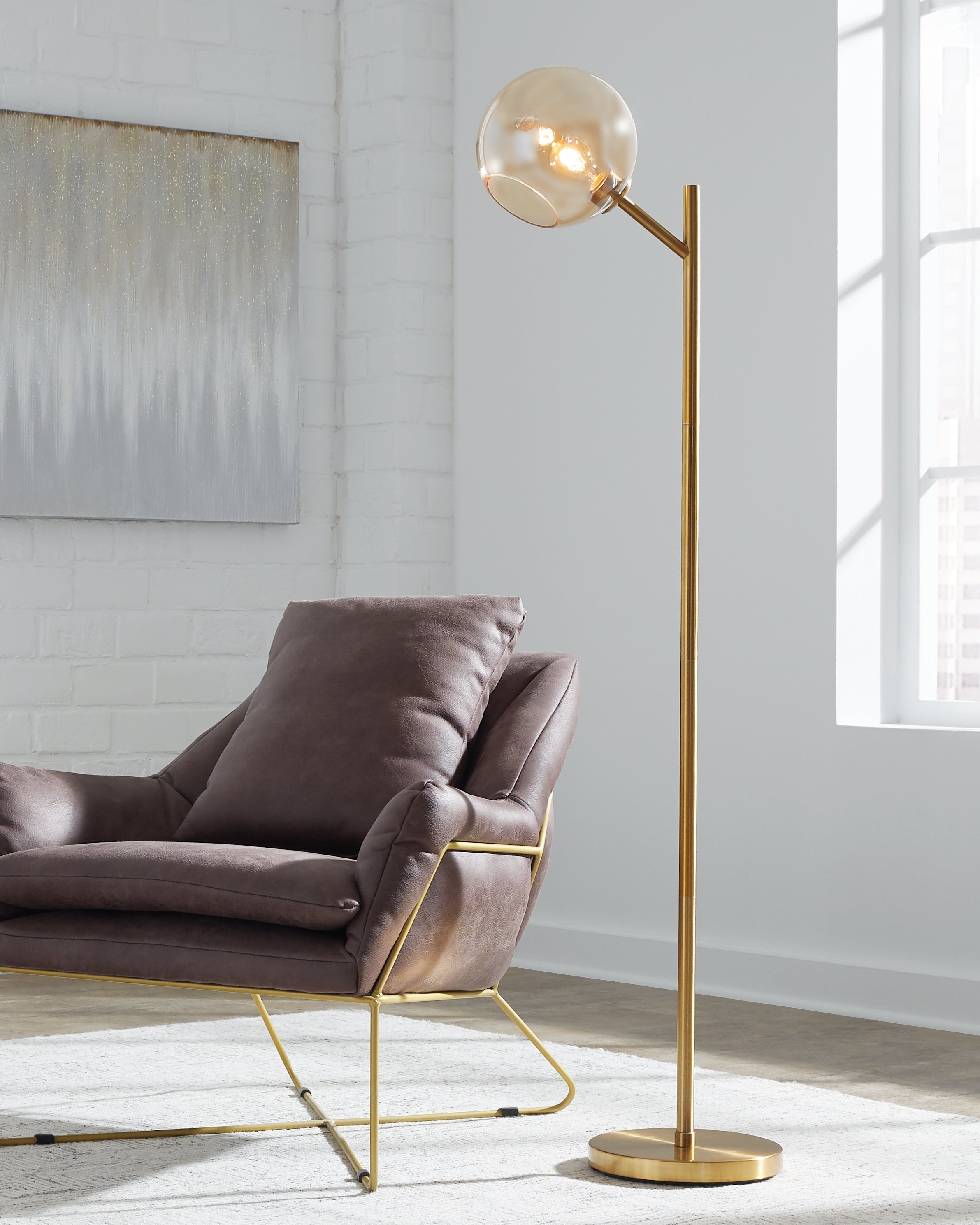 Ashley Abanson Amber/Gold Finish Floor Lamp – Luna Furniture