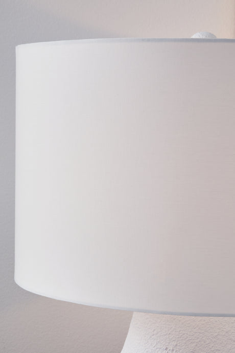 Dashland White/Navy Table Lamp from Ashley - Luna Furniture