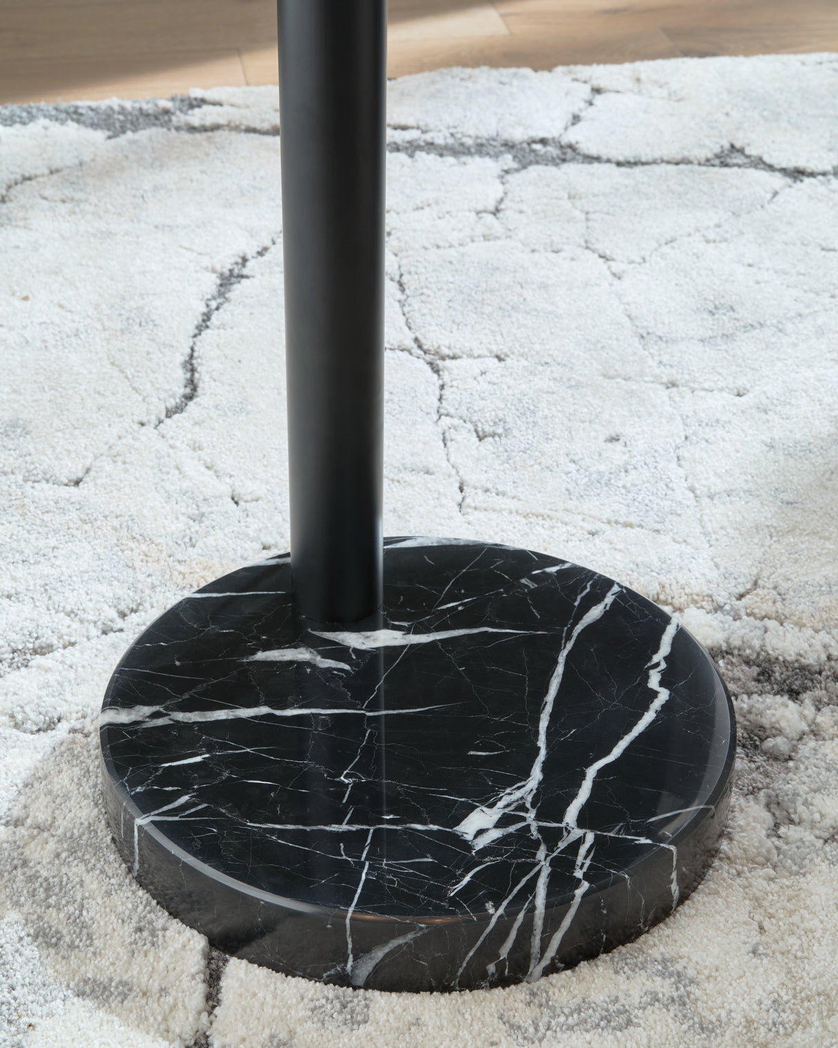 Gibbswellner Black Arc Lamp from Ashley Furniture - Luna Furniture