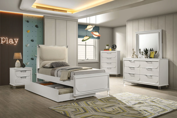 Lareina Pearl White Full Bed
