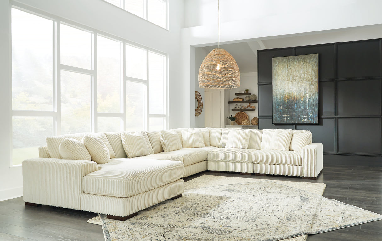 Lindyn Ivory 6-Piece Sectional with Ottoman from Ashley - Luna Furniture