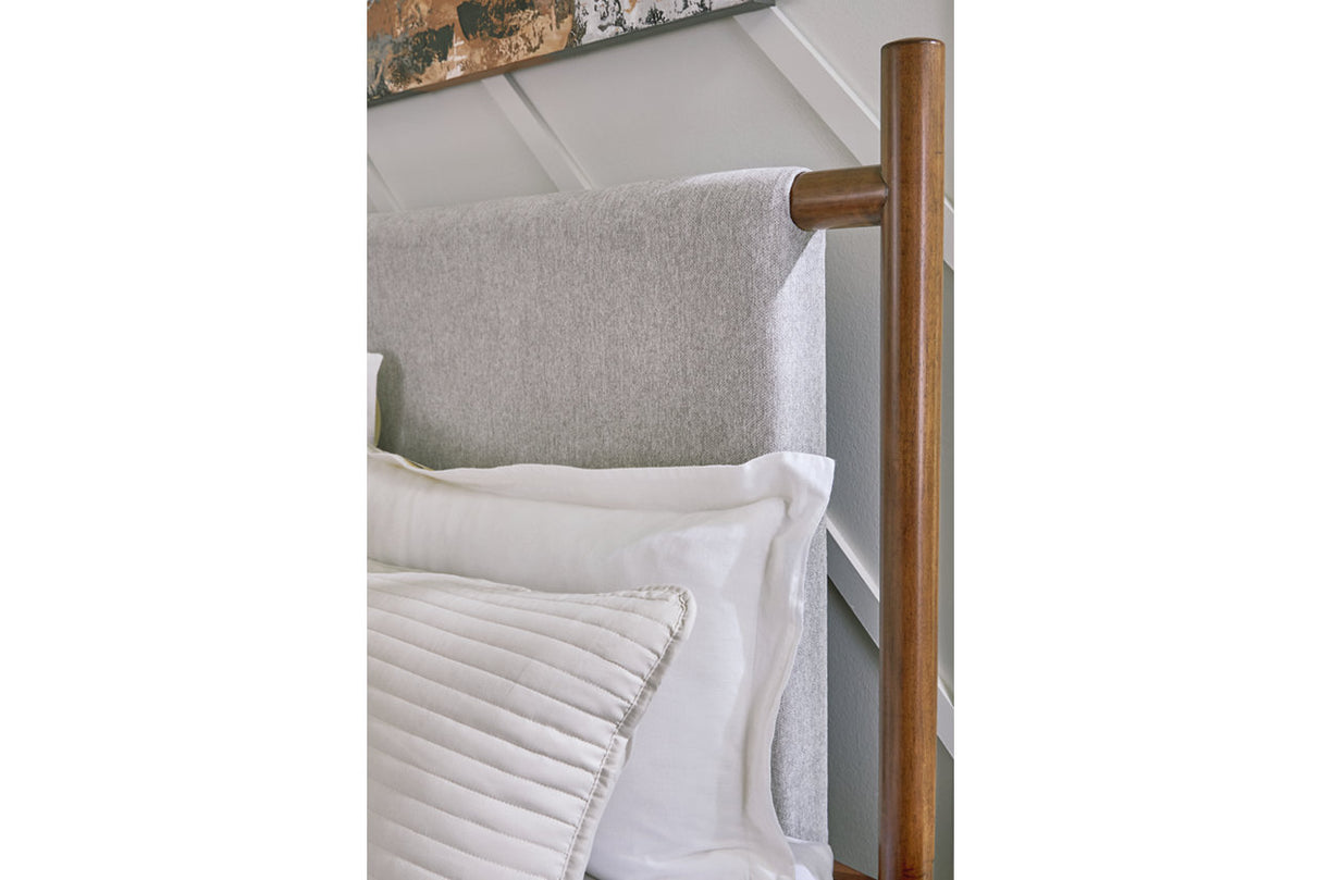 Lyncott Brown Queen Upholstered Panel Bed from Ashley - Luna Furniture